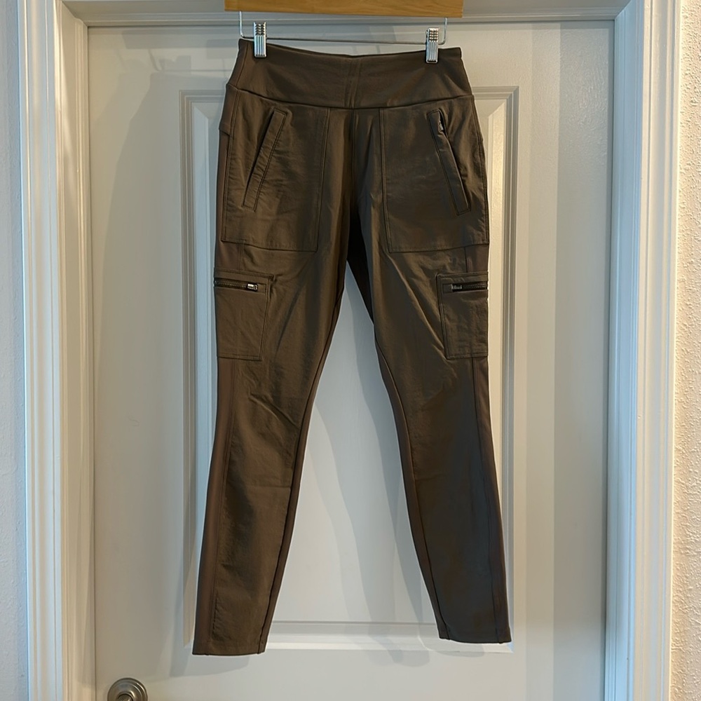 Athleta Headlands Hybrid Cargo